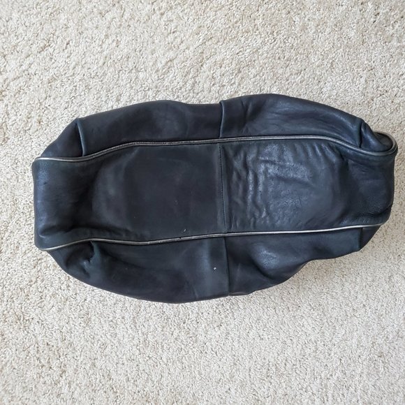 Black Lambskin Marc by Marc Jacobs Shoulder Bag - Picture 12 of 16